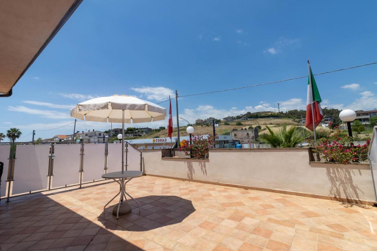 Hotel Federica Riace Marina Dış mekan fotoğraf